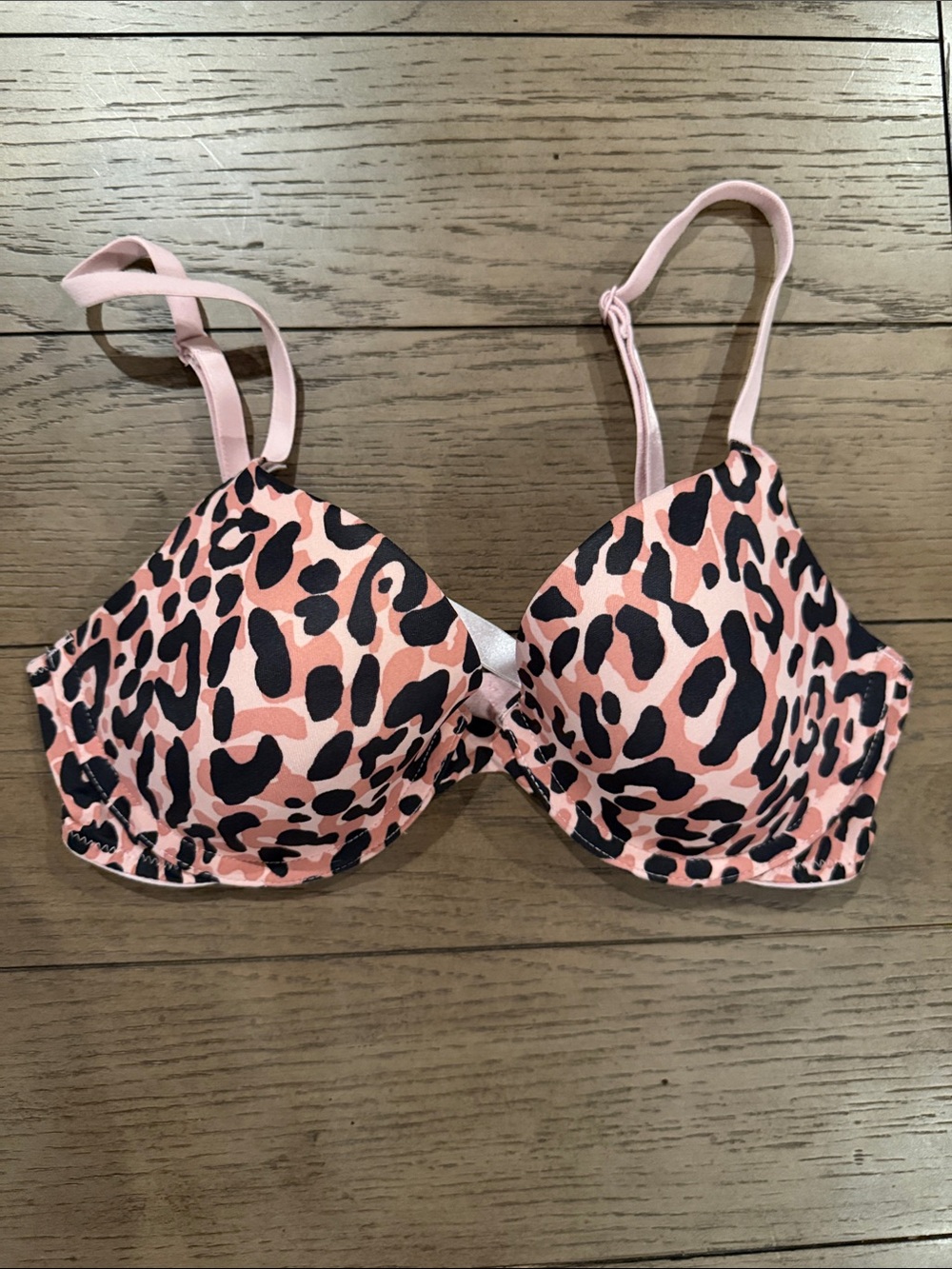 PINK Victoria's Secret Pink & Black Leopard T-Shirt Bra